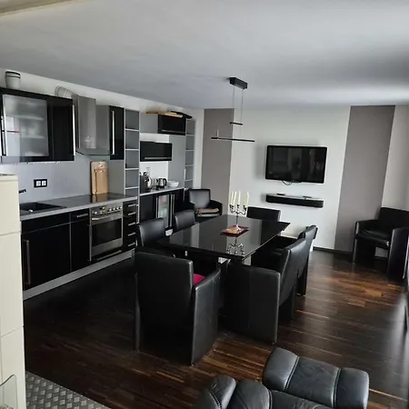 Holiday home Mirzenberg